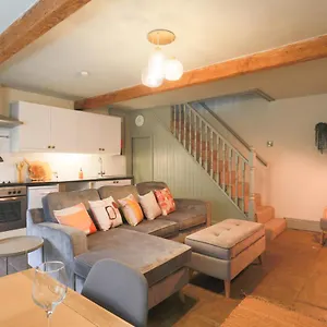 https://weavers-retreat-by-weavers-of-haworth.yorkshirehotels.net