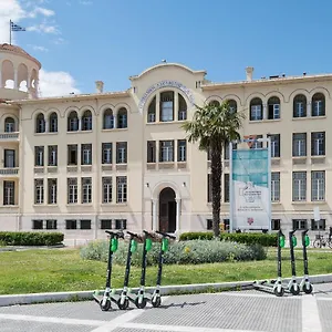 https://apt-central-park-view.hotelschalkidiki.net